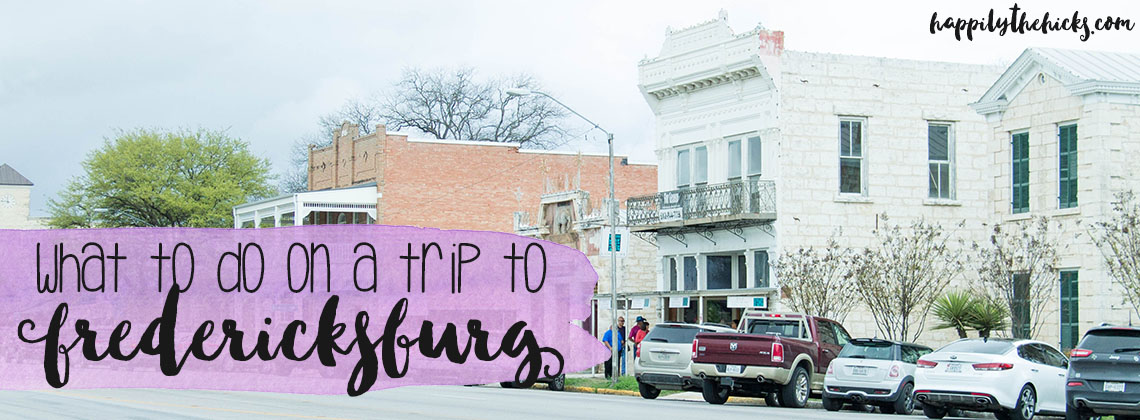 What to do on a trip to Fredericksburg - eats, shops and things to see & do! | read more at happilythehicks.com