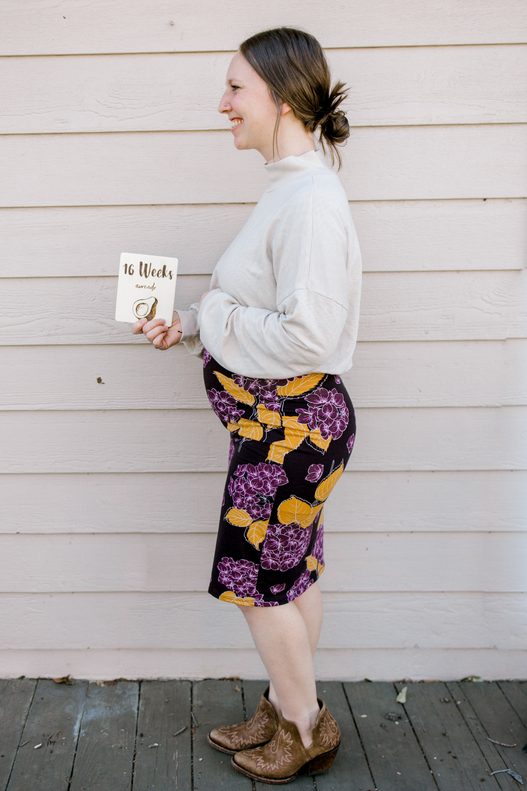 Week 16 Bumpdate (Baby H3) | read more at happilythehicks.com